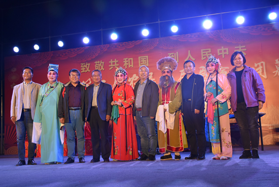 山東省第二屆農(nóng)民戲劇展演晚會在南韓村成功舉辦77