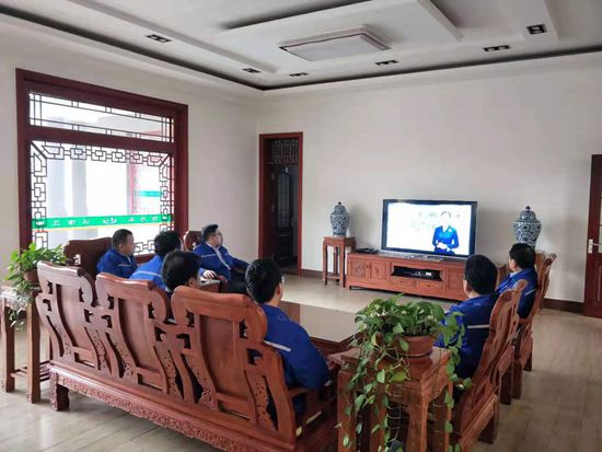 魯中水泥銷售公司組織商務(wù)禮儀培訓(xùn)59