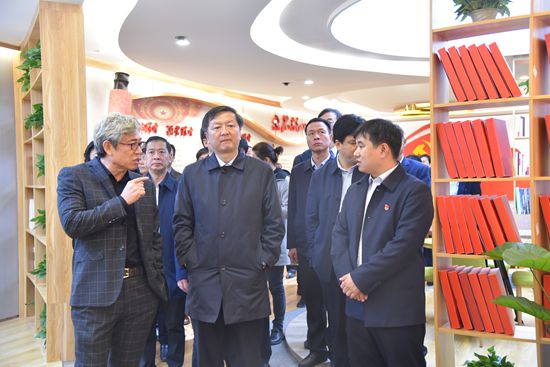 淄川區(qū)2019年度科學(xué)發(fā)展暨基層黨建現(xiàn)場(chǎng)觀摩點(diǎn)評(píng) ——觀摩重山集團(tuán)重點(diǎn)項(xiàng)目50