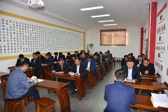 進(jìn)學(xué)堂 學(xué)黨章，守初心 擔(dān)使命——集團(tuán)黨總支開展黨員開放式組織生活19