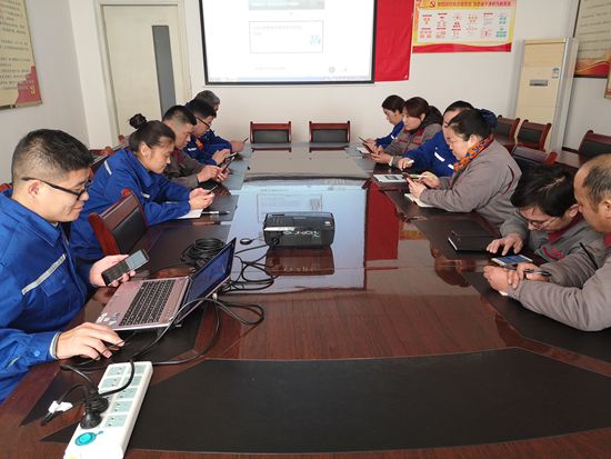魯中水泥組織個稅信息確認(rèn)培訓(xùn)26