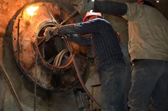 大修進(jìn)行時(shí)，這里有一群可愛(ài)的重山人.......