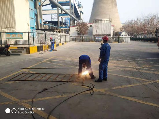 大修進(jìn)行時(shí)，這里有一群可愛的重山人.......95