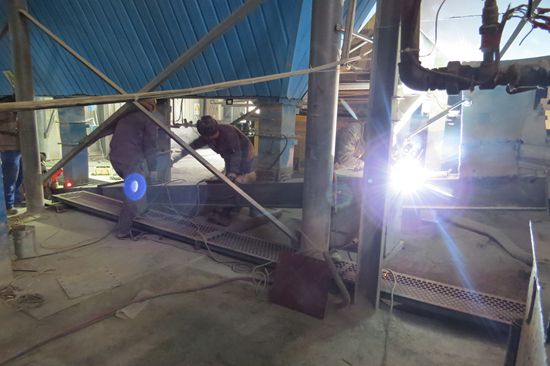 大修進(jìn)行時(shí)，這里有一群可愛的重山人......（二）30