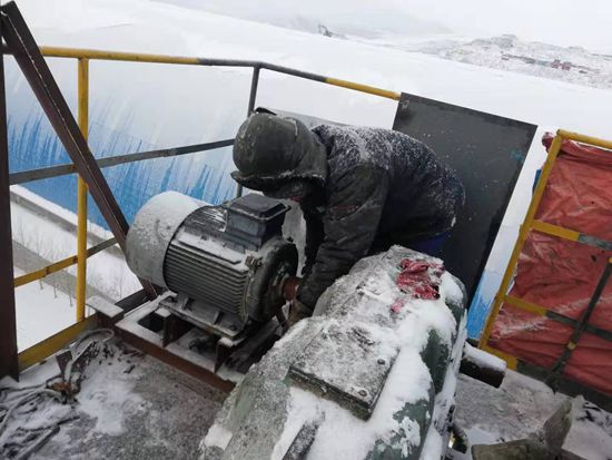 大修進行時，這里有一群可愛的重山人.......（三）82