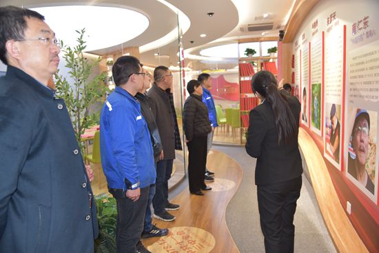 堅(jiān)持學(xué)習(xí)守初心 銘記身份向前行 —魯蒙水泥、南韓化工黨支部走進(jìn)“初心學(xué)堂”4