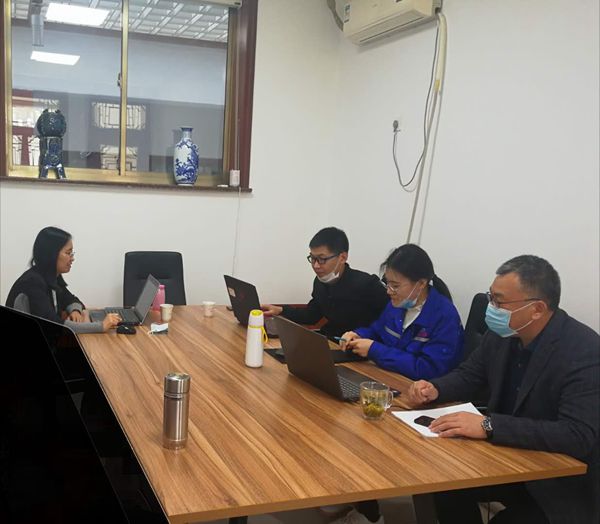 集團財務(wù)中心組織專題培訓(xùn)98