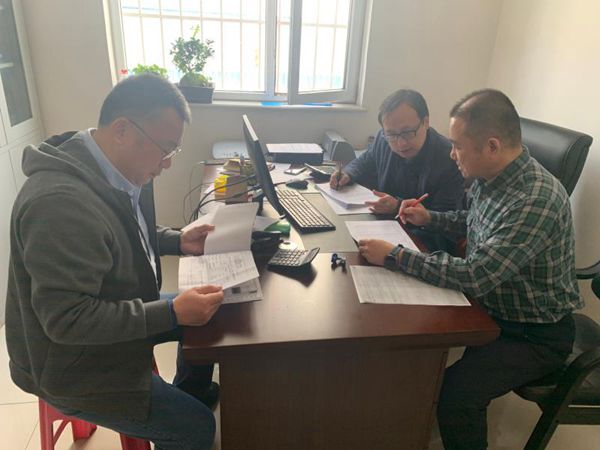 集團(tuán)財(cái)務(wù)中心到黃驊三陽指導(dǎo)工作14