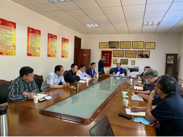 魯中水泥派員參加淄博建材行業(yè)十四五規(guī)劃調(diào)研會(huì)43