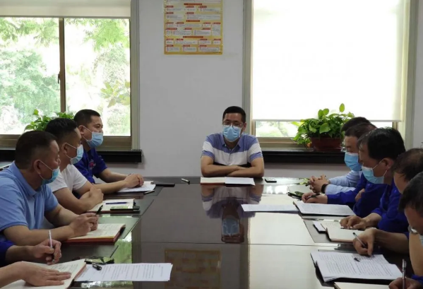 魯中水泥組織“致良知”學(xué)習(xí)座談會(huì)27