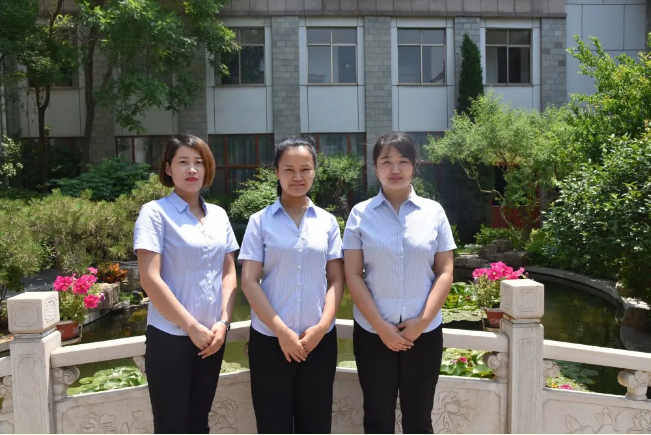 公司發(fā)放新工作服啦70