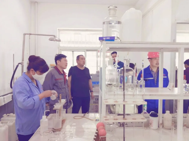 市、旗市場(chǎng)監(jiān)督管理局到魯蒙水泥進(jìn)行質(zhì)量檢查