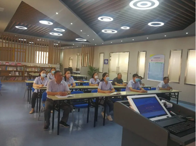 財務(wù)中心組織“致良知”集體學(xué)習(xí)87