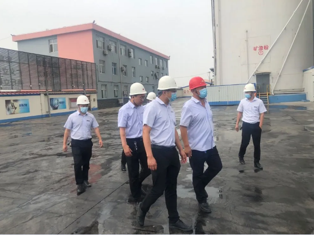 金巖集團(tuán)到黃驊三陽(yáng)參觀考察13