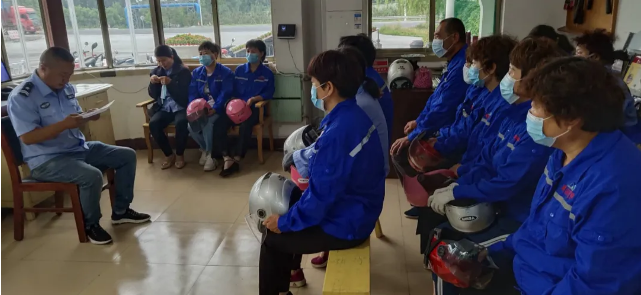 集團(tuán)辦公室召開(kāi)工作會(huì)議69