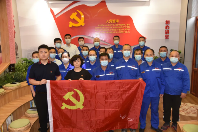 市委黨校到集團(tuán)調(diào)研講黨課81