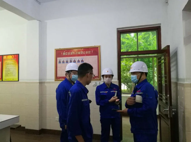 魯中水泥組織勞動(dòng)防護(hù)用品大檢查活動(dòng)59