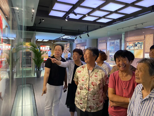 集團(tuán)“企業(yè)開放日”如火如荼進(jìn)行中14