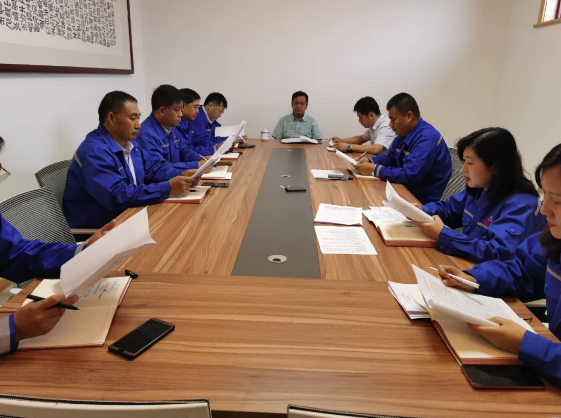 重山思沃瑞召開月度工作會議68