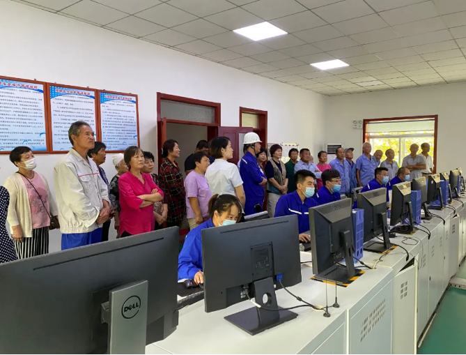 重山集團(tuán)“企業(yè)開(kāi)放日”活動(dòng)熱情不減68