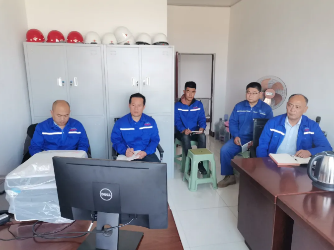 螢澤礦業(yè)組織集體學習36