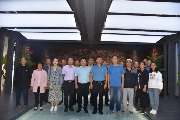 凝聚紅色力量 踐行初心使命——東劉村黨支部、泉子村黨支部走進(jìn)重山集團(tuán)79