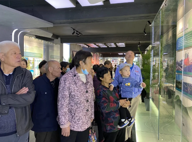 未來可期——重山與你攜手前行80