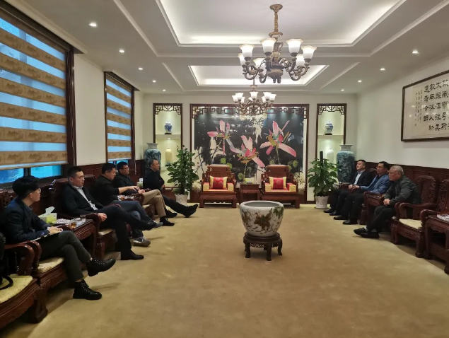 青島仁洲集團到集團公司考察交流69