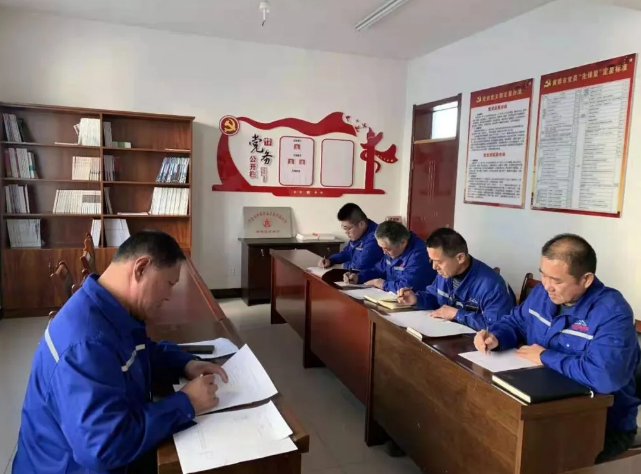 黃驊三陽黨支部開展黨建活動35