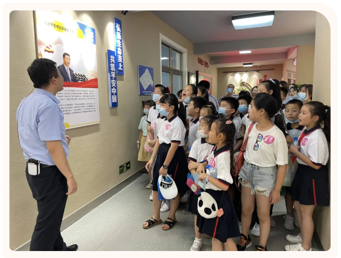 【企業(yè)開放日】百靈藝校師生到重山集團(tuán)開展研學(xué)活動7