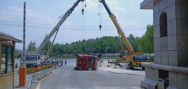 踐行良知 奮力救援 ------集團(tuán)總務(wù)處開展搶險(xiǎn)救援